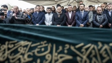 CHP Genel Başkanı Özgür Özel cenaze törenine katıldı