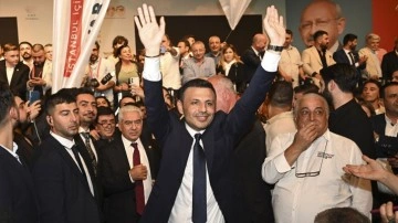 CHP İstanbul İl Başkanlığına Özgür Çelik seçildi