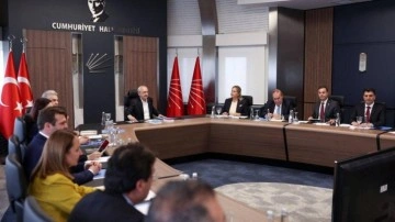 CHP MYK başladı: İmamoğlu'nun toplantısındaki isimler katılmadı