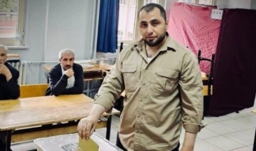 Cihatçı 'komutan' da sandık başında! Mutasım milisleri lideri Mutasım Abbas oy kullandı