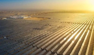 Çin, çöle kurduğu dev güneş enerjisi tesisini devreye aldı
