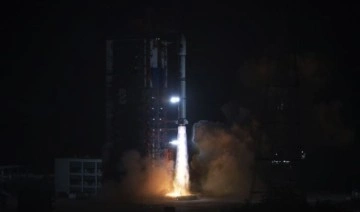 Çin'in yörüngesini bağımsızca değiştiren ilk uydusu