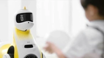 Çinli elektrikli otomobil şirketi Xpeng çocuklar için robot midilli üretecek