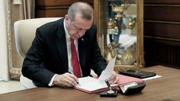 Cumhurbaşkanı Erdoğan 9 üniversiteye rektör atadı Resmi Gazete'de yayımlandı