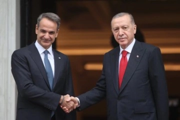 Cumhurbaşkanı Erdoğan ile görüşen Miçotakis: Türklere 10 adada 7 günlük vize muafiyeti sağlanacak