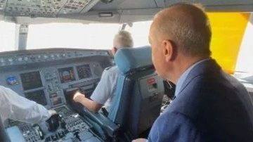 Cumhurbaşkanı Erdoğan, yenilenen Ercan Havalimanı'na inişte pilotlara eşlik etti