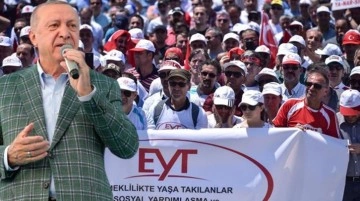 Cumhurbaşkanı Erdoğan'dan EYT mesajı: 2023'e masamızdan bunu kaldırarak gireceğiz