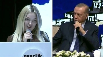 Cumhurbaşkanı Erdoğan'ın gençlerle buluşmasına damga vuran soru
