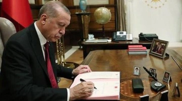 Cumhurbaşkanı Erdoğan'ın imzasıyla Resmi Gazete'de! 17 üniversiteye rektör atandı