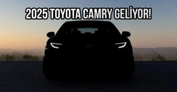Daha güçlü olacak: 2025 Toyota Camry örtüden çıkıyor!