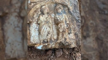 Denizli'de inşaat kazısı sırasında mezar steli bulundu!