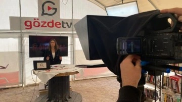 Deprem sonrası bir yıldır yayın yapan Gözde TV yayınlarına çadırdan devam ediyor
