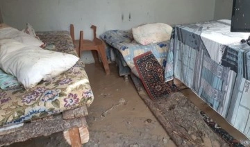 Depremde duvarları çatladı, sağanak yağışta evini su bastı: Kimse yardıma gelmedi