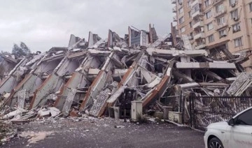 Depremde yıkılan kuyumcuyu yağmalayan 5 kişi yakalandı