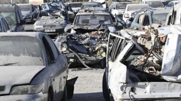 Depremin yaralarını sarmak isteyen vatandaşlar hasarlı araçlarını internetten satışa çıkardı