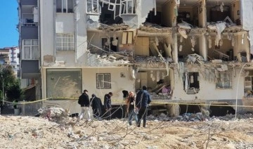 Depremzedeler tepkili: Yaptığı bütün binalar ya yıkıldı ya oturulamayacak durumda...