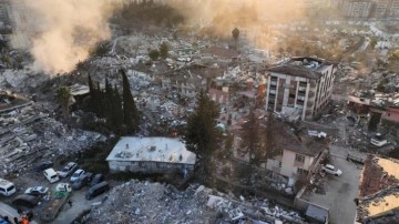 Depremzedelerden 'yardım' tepkisi: CHP'liyseniz almayacağım!