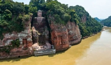 Dev Buda heykelinin kaidesi görünür hale geldi