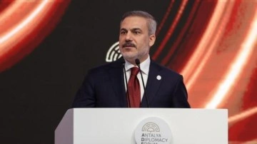 Dışişleri Bakanı Hakan Fidan'dan Antalya'da diplomasi trafiği