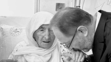 Diyanet İşleri Başkanı Erbaş'ın annesi Hakk'a yürüdü