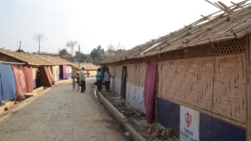 Diyanet Vakfı, Bangladeş’te 350 ailenin yuvasını teslim etti