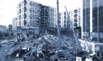 Diyarbakır'da yıkımın nedenini anlattı: 'Kolon kesme, zemin suyu, çıkma balkon...'