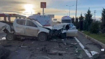 Diyarbakır’da zincirleme kaza: 5 kişi yaralandı!