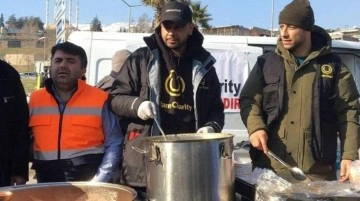 Dünyaca ünlü şarkıcı Maher Zain, Kahramanmaraş'a gelerek depremzedelere yemek dağıttı