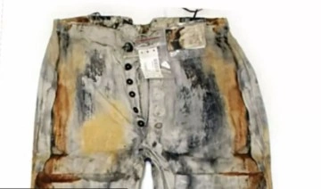 Dünyanın bilinen 'en eski kot pantolonu' 114 bin dolara satıldı