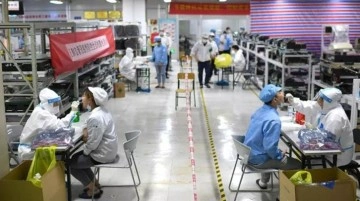 Dünyanın en büyük iPhone üretim tesisinde koronavirüs alarmı! 300 bin kişi karantina altında