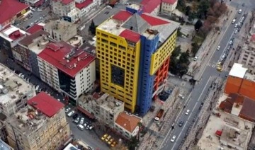 'Dünyanın en saçma binası'nın geciken yıkımına para cezası