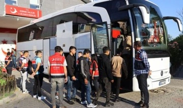 Edirne'de 139 düzensiz göçmen sınır dışı edildi