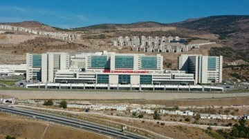 Ege'nin en büyük hastanesi açıldı! İzmir Şehir Hastanesi hasta kabulüne başladı
