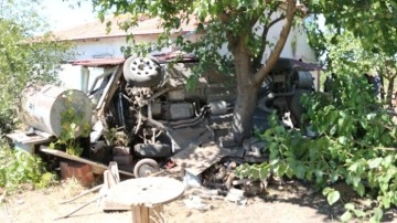 Elazığ'da otomobil devrildi: 7 yaralı