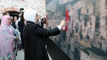 Emine Erdoğan "first lady''lerle "Gazze: Direnen İnsanlık" sergisini gezdi