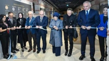 Emine Erdoğan 'Valide Sultanlar Yazma Eserler Sergisi' nin açılışına katıldı
