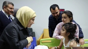 Emine Erdoğan’dan Gazze'den getirilen hasta çocuklara şefkat eli