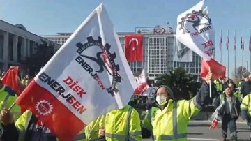 Enerji işçilerinden İBB önünde ücret artışı talebi için eylem