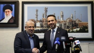 Enerji ve Tabii Kaynaklar Bakanı Bayraktar İran'da