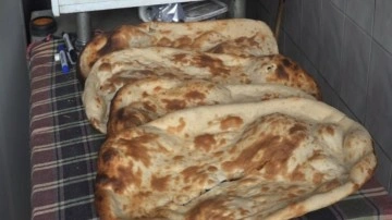 Erciş’te geleneksel ekşi maya ile ekmek üretimi yapılıyor