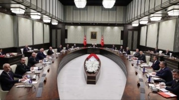 Erdoğan emekliye ikramiye müjdesi mi verecek? Gözlerin çevrildiği Kabine toplantısı başladı