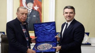 Erdoğan, Erzurum Valiliğini ziyaret etti