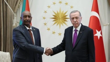 Erdoğan, Sudan Egemenlik Konseyi Başkanı Burhan ile bir araya geldi