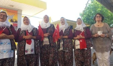 Ertuğrul Köyü'ndeki kadınlardan 'Cumhuriyet Kadınları Korosu'