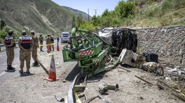 Erzurum'da beton pompasının çarptığı yaya ile araç sürücüsü öldü!
