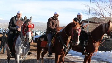 Erzurum'un yaklaşık 500 yıllık geleneği "1001 Hatim" başladı