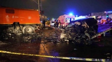 Esenyurt'ta feci kaza: 2 kişi öldü, 2 kişi yaralandı