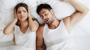 Eşinizi uyurken dürtmeye son! Bu taktikler ile horlama tarihe karışıyor!