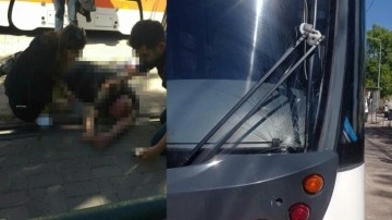 Eskişehir'de korkunç olay. Polis memuruna tramvay çarptı