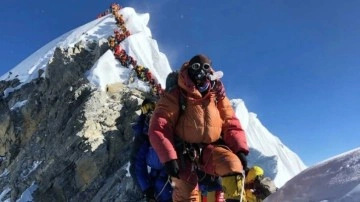 Everest Dağı'nın Zirvesine Çıktığınızda Ne Olur? - Webtekno